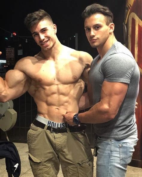 ジム sex|Gym Porn Videos Feature Muscular Hunks and Hotties Fucking